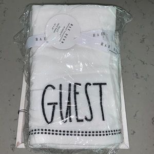 Rae Dunn “GUEST” towel set